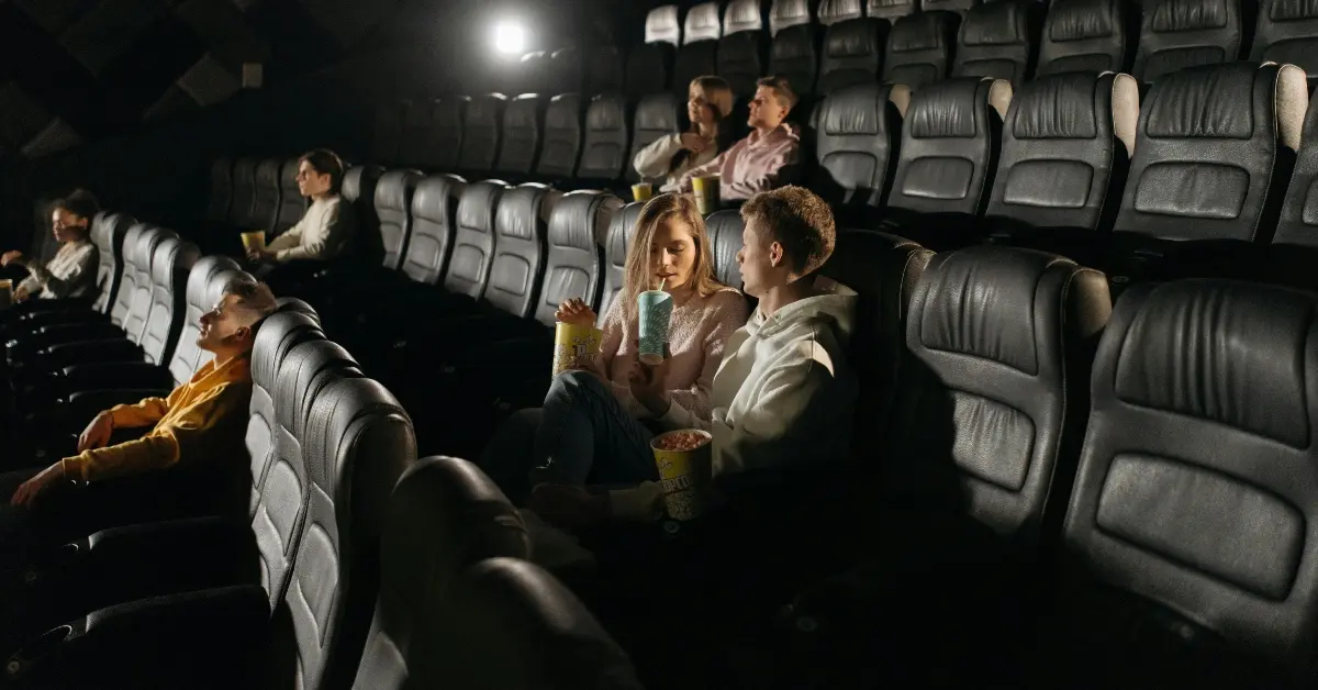 صورة توضح ريل سينما في دبي مول