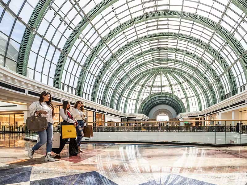 shops in mall of emirates 