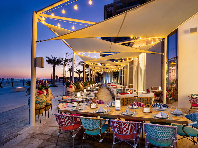 beach restaurant 