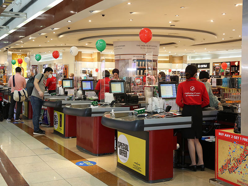 Dubai Duty free cash counter 