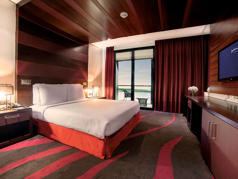 Radisson Blu Yas Island rooms 