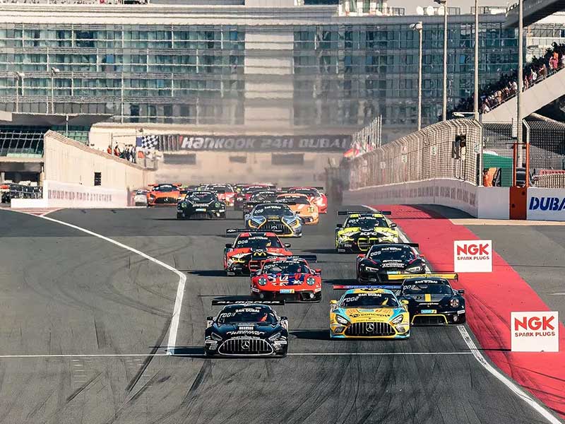 racing in autodrome dubai