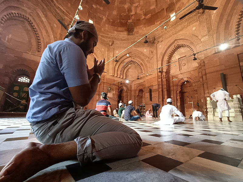 الدعاء في المسجد