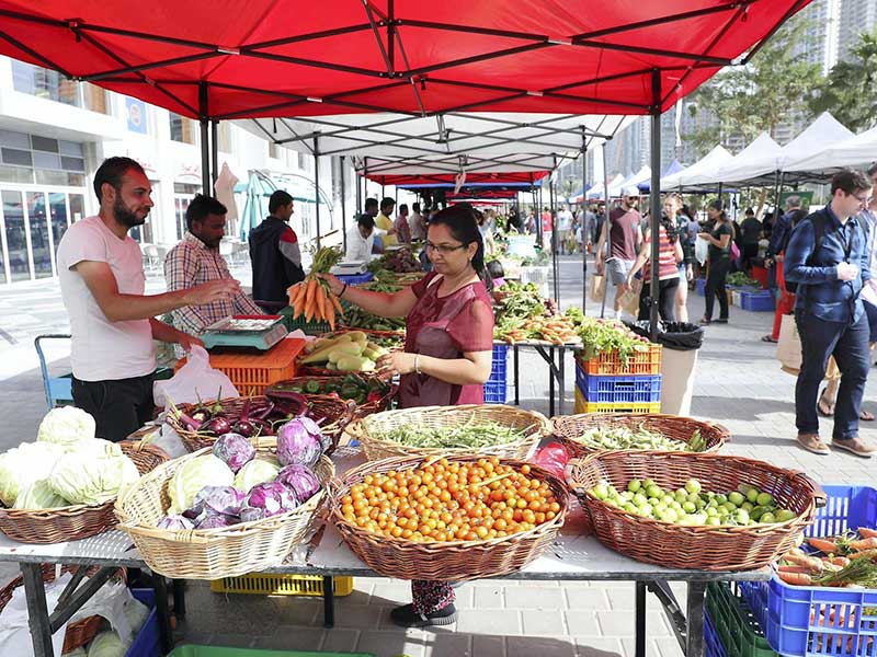 خضروات سوق المزارعين في دبي