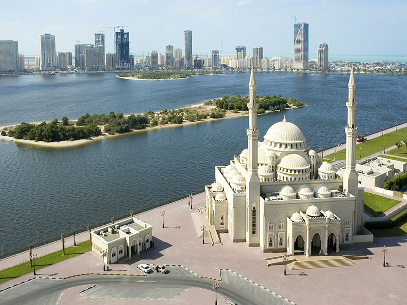  Noor Mosque lake view 