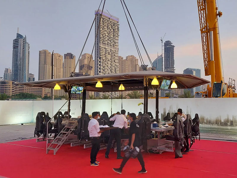 Dinner in the Sky Dubai Menu visitors loading 