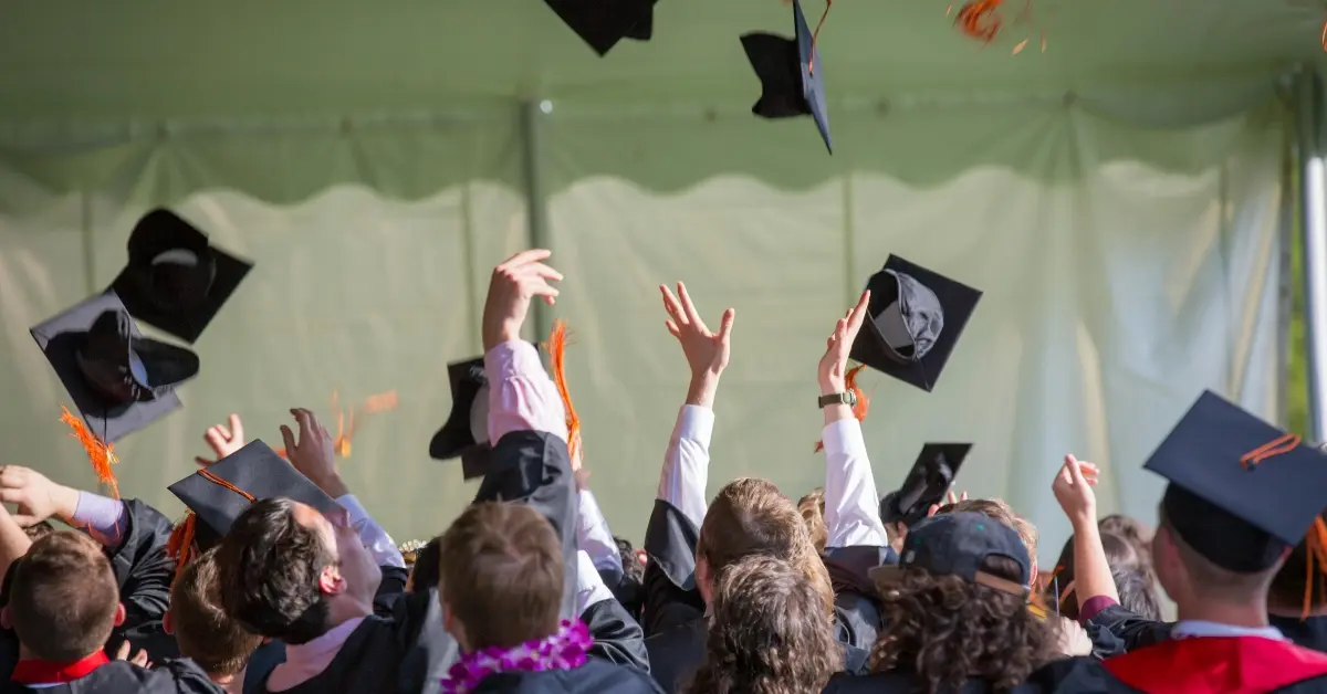 صورة توضيحية لأفضل مدارس الشراكات والمدارس الحكومية في أبوظبي