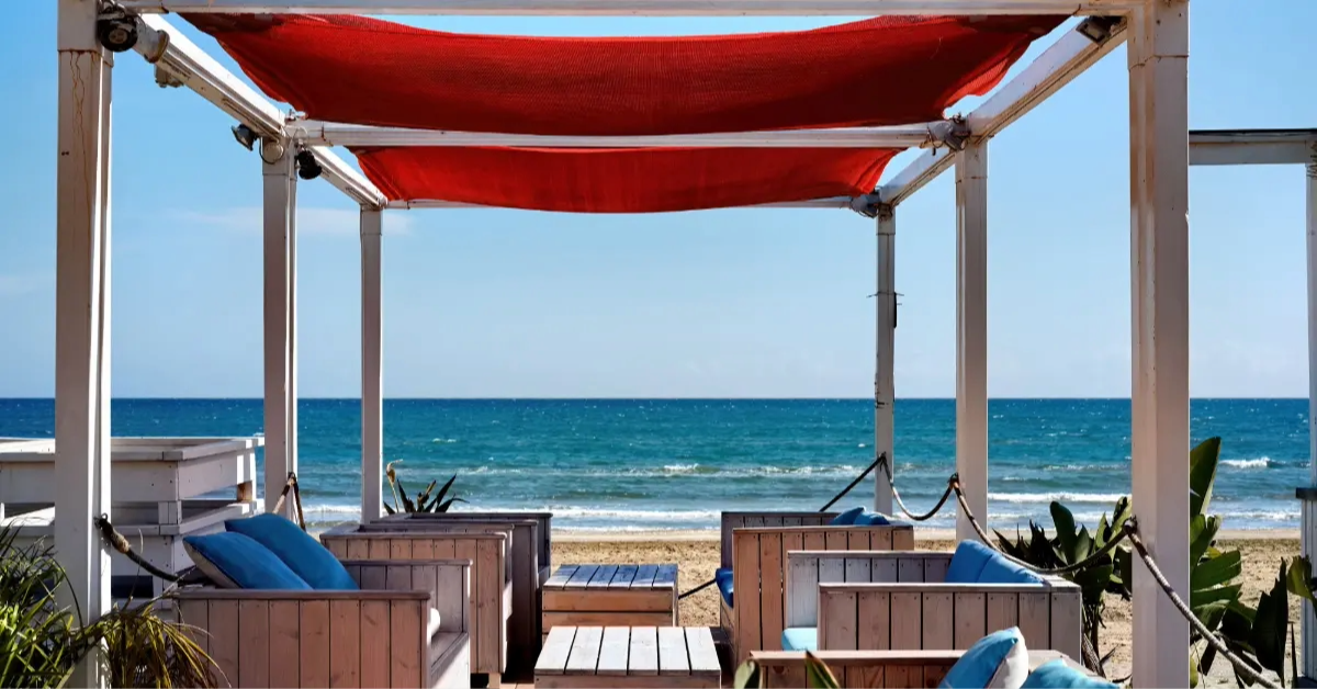 Beachside dining places