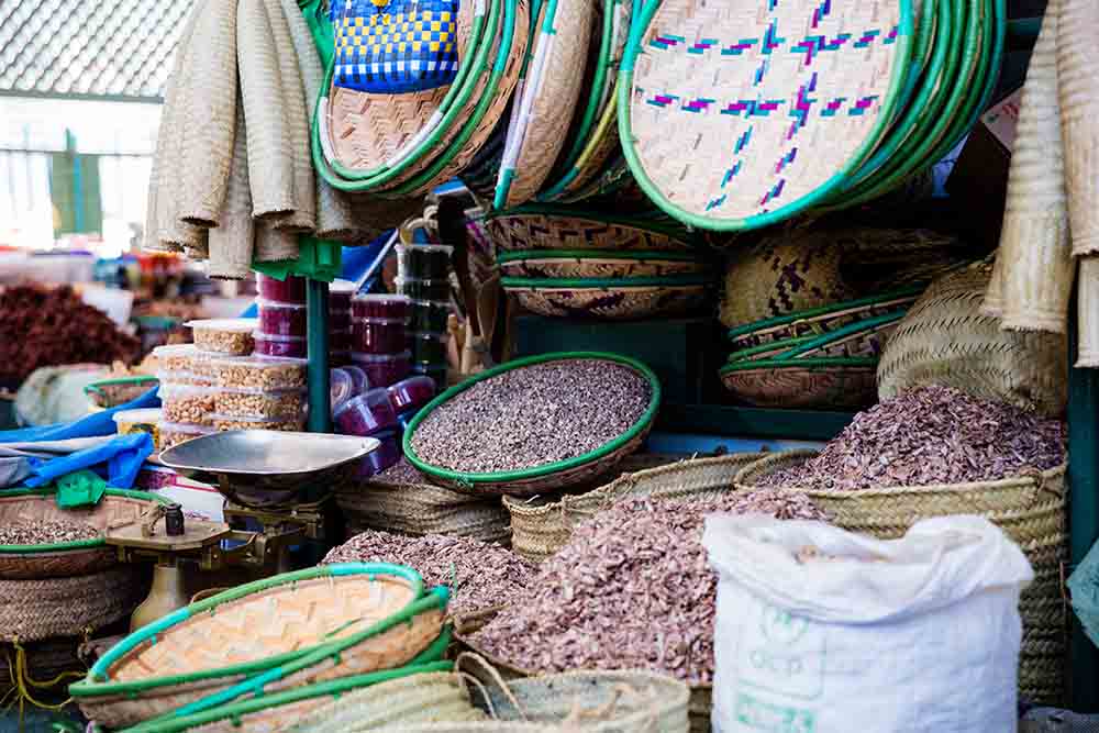 Spices and handicrafts in souq market