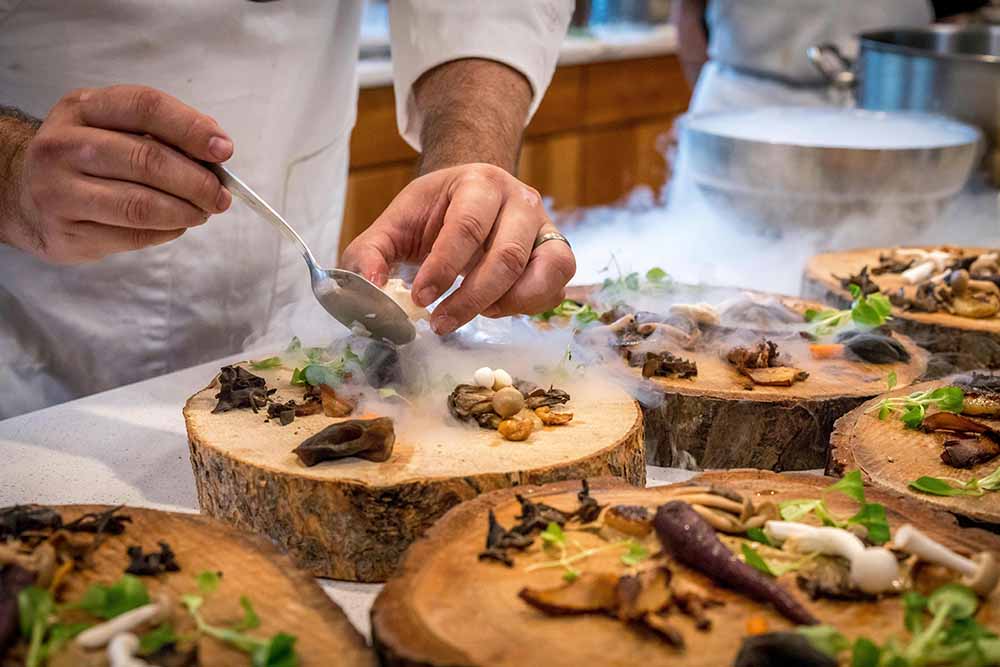 Top restaurants nearby Tilal Al Ghaf to savour delicious food