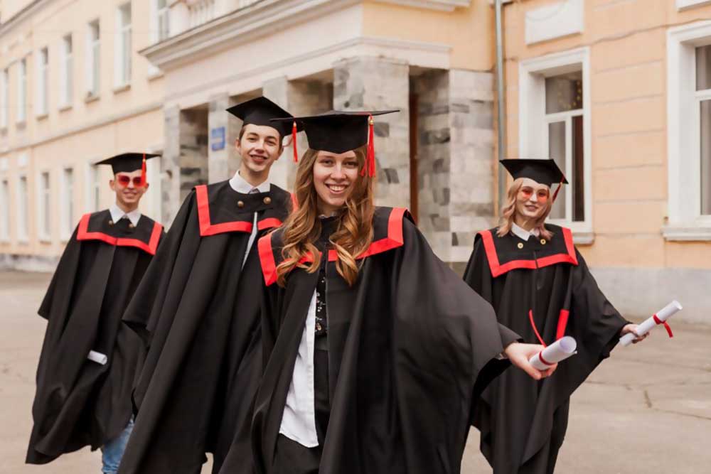  University graduates