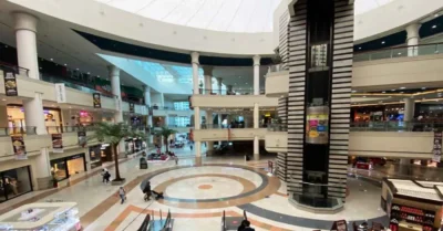 Shopping mall
