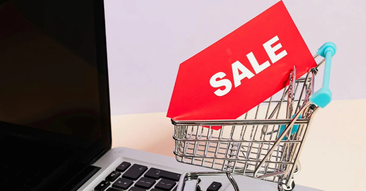 shopping electronics at chinatown in Dubai mall