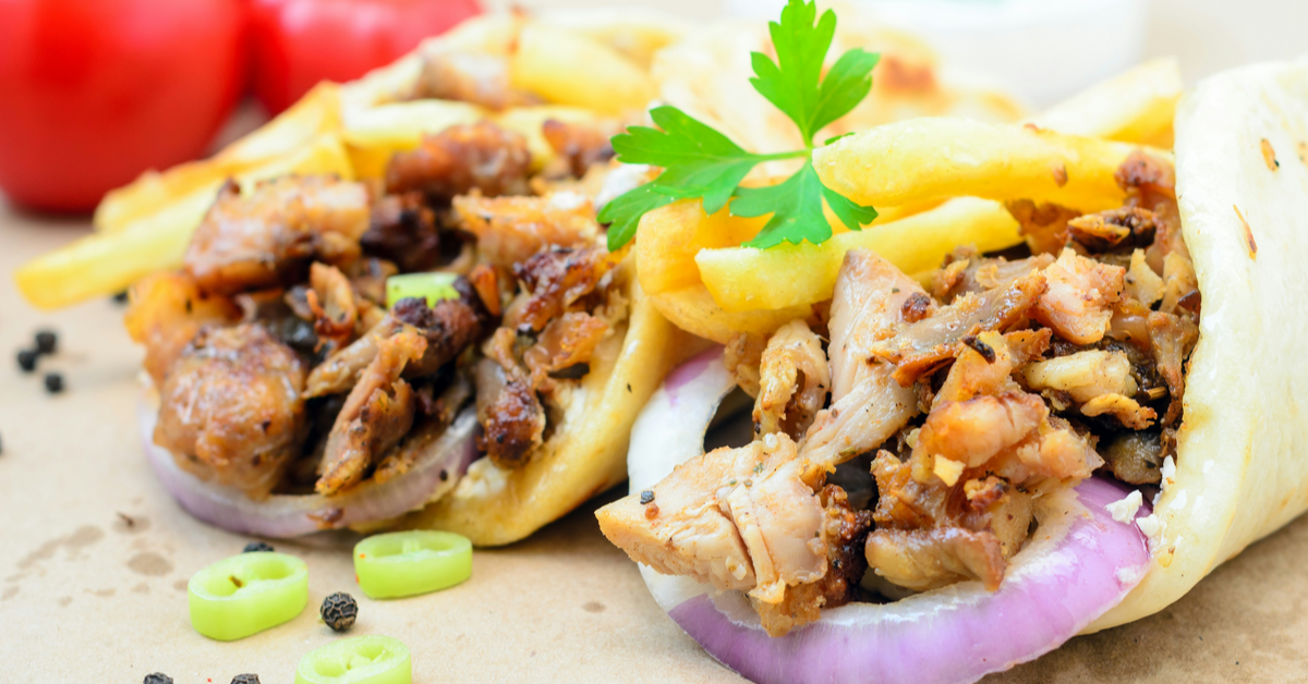 Shawarma platter served neatly with sliced shawarma