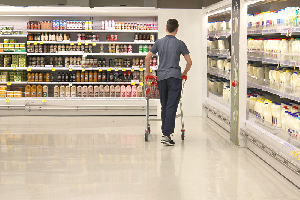 Product shelves organised in Spinneys Abu Dhabi