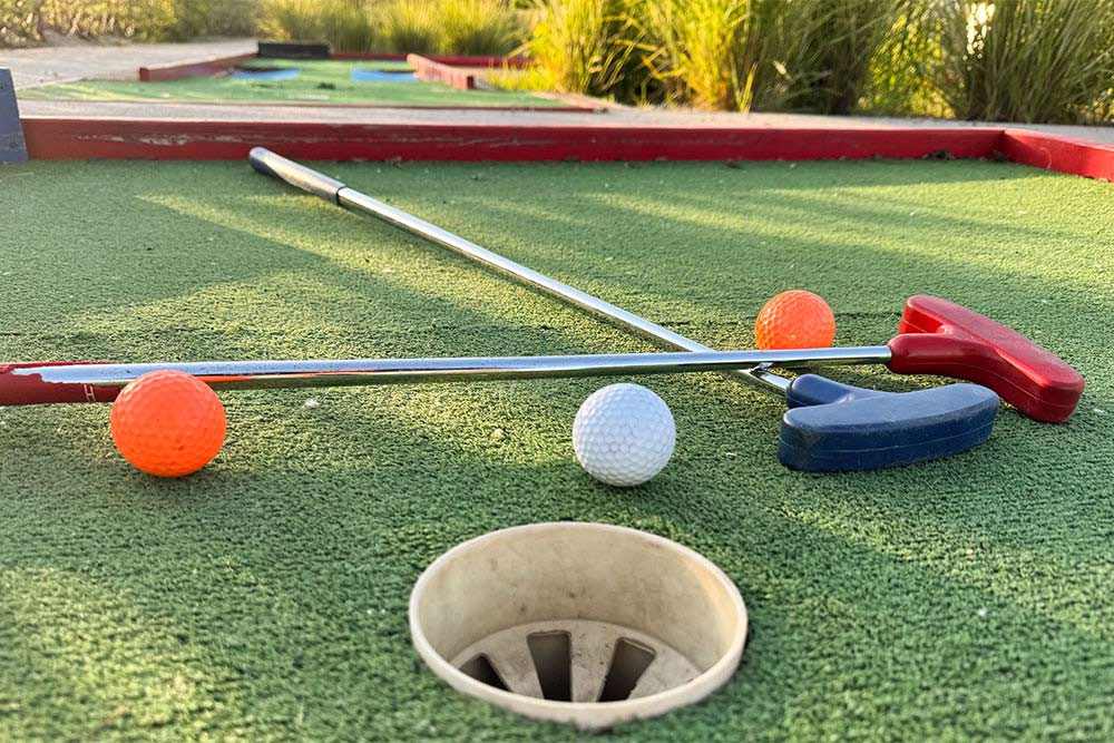 Outdoor mini golf at Five Iron Golf Dubai