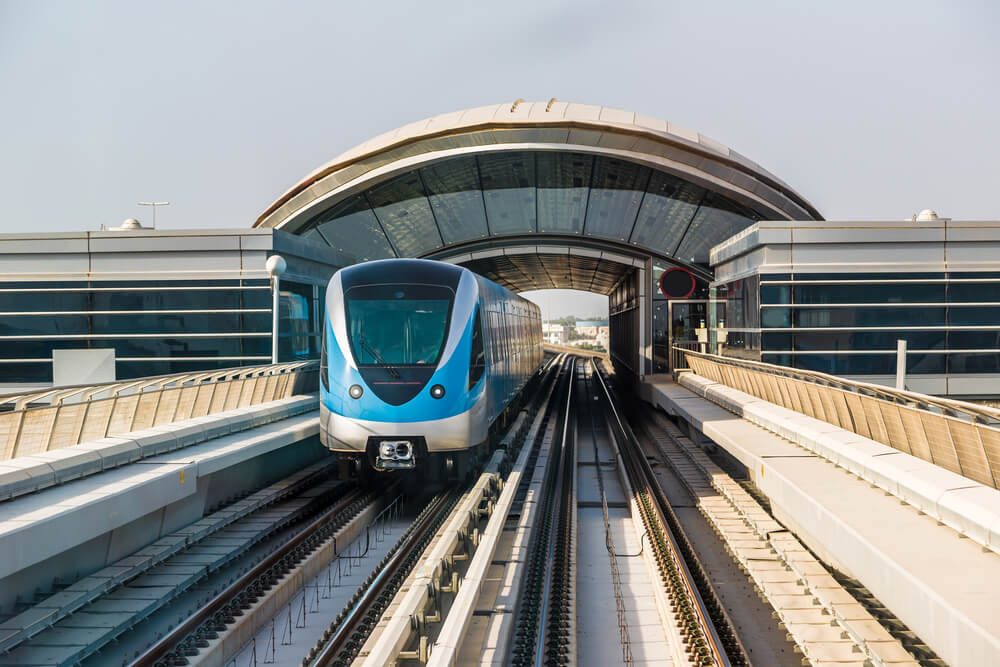 Travelling to other parts of the city via Dubai Silicon Metro Station