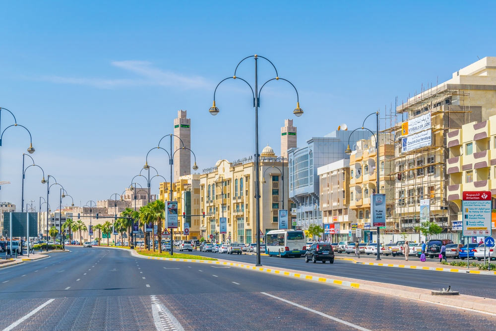 إيجابيات وتحديات العيش في الطوية العين