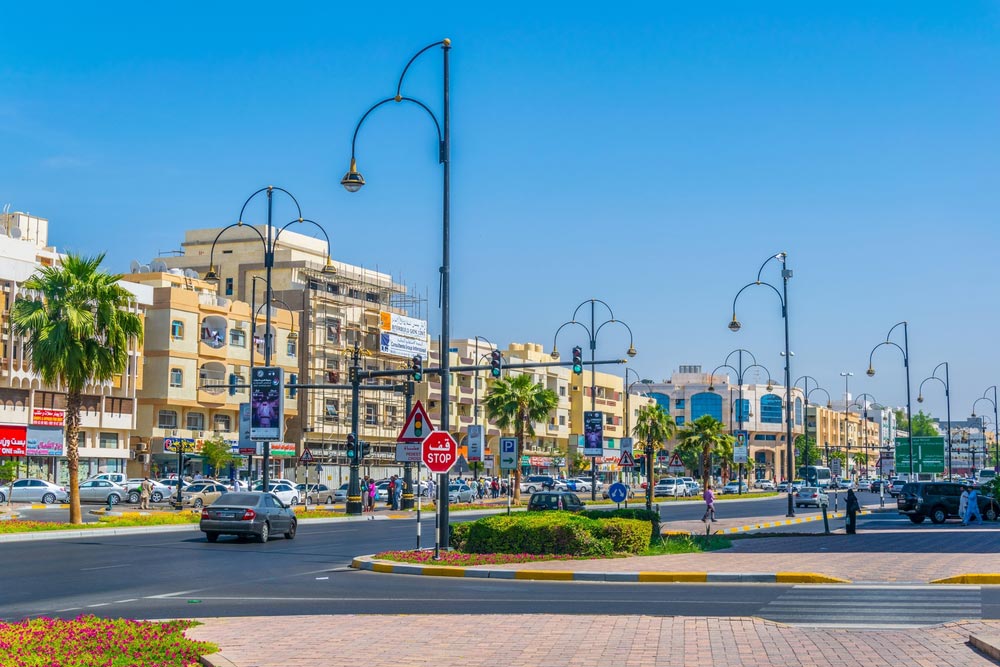 يوفر السكن في الطوية العين العديد من الامتيازات 