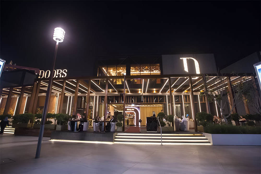 An ambience of Doors Freestyle in Bur Dubai