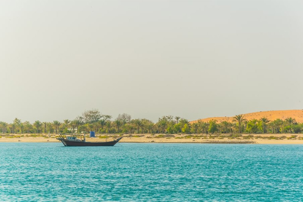 Boating at Al Lulu Island in Abu Dhabi