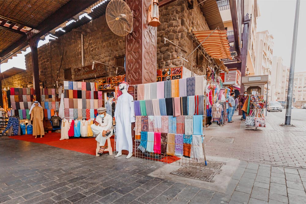 أحد محلات مينا بازار 