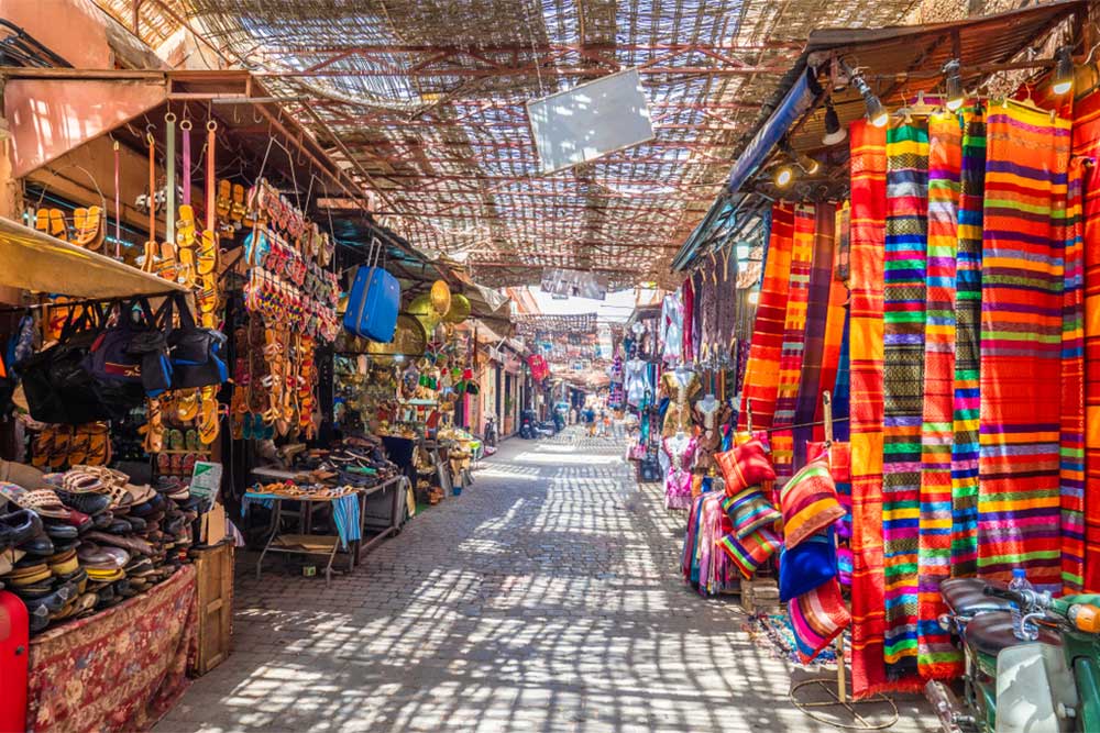 Shopping at Grand Souk in Bur Dubai