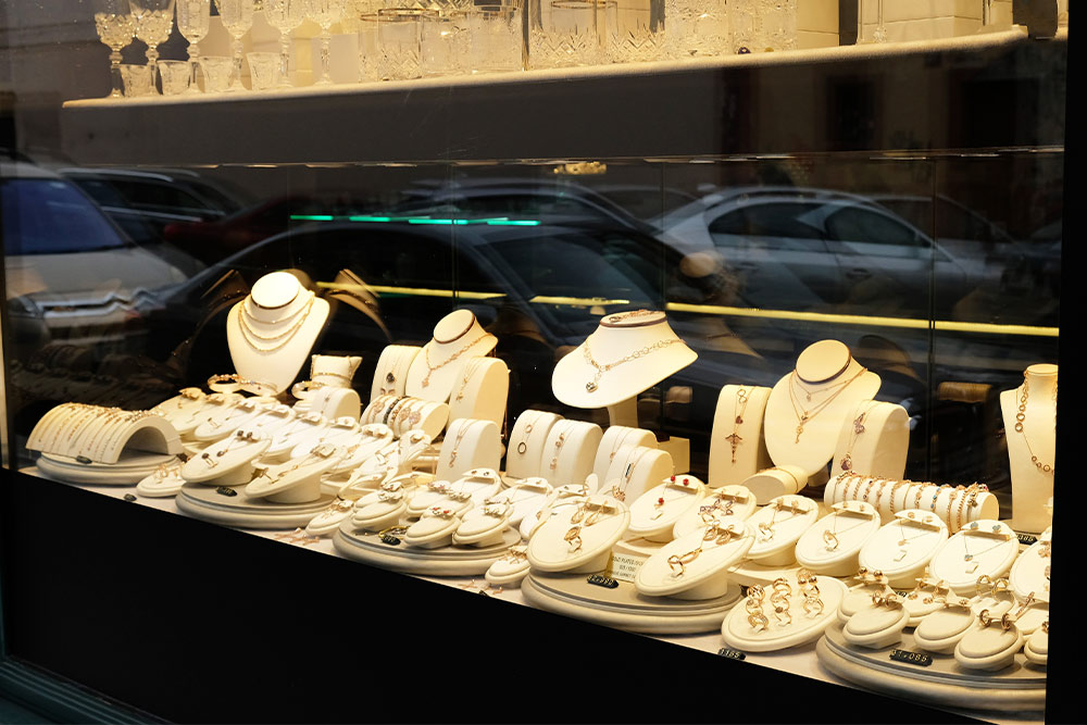 Gold shop in Abu dhabi 
