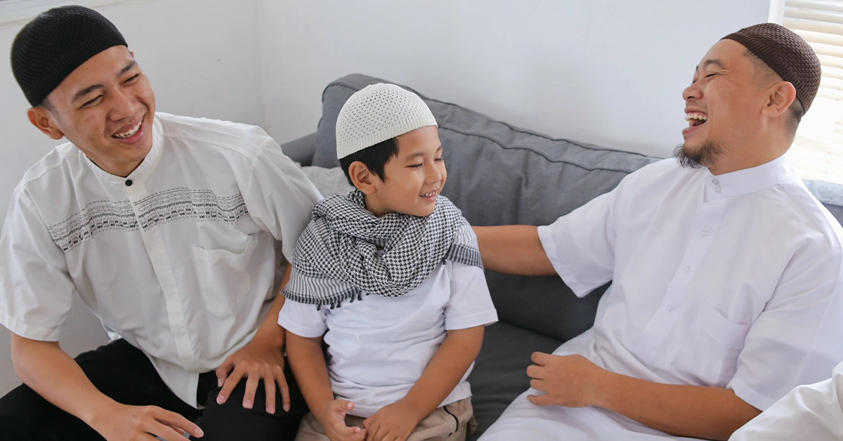 تتنوع ردود عيد الفطر بين المسلمين في الإمارات
