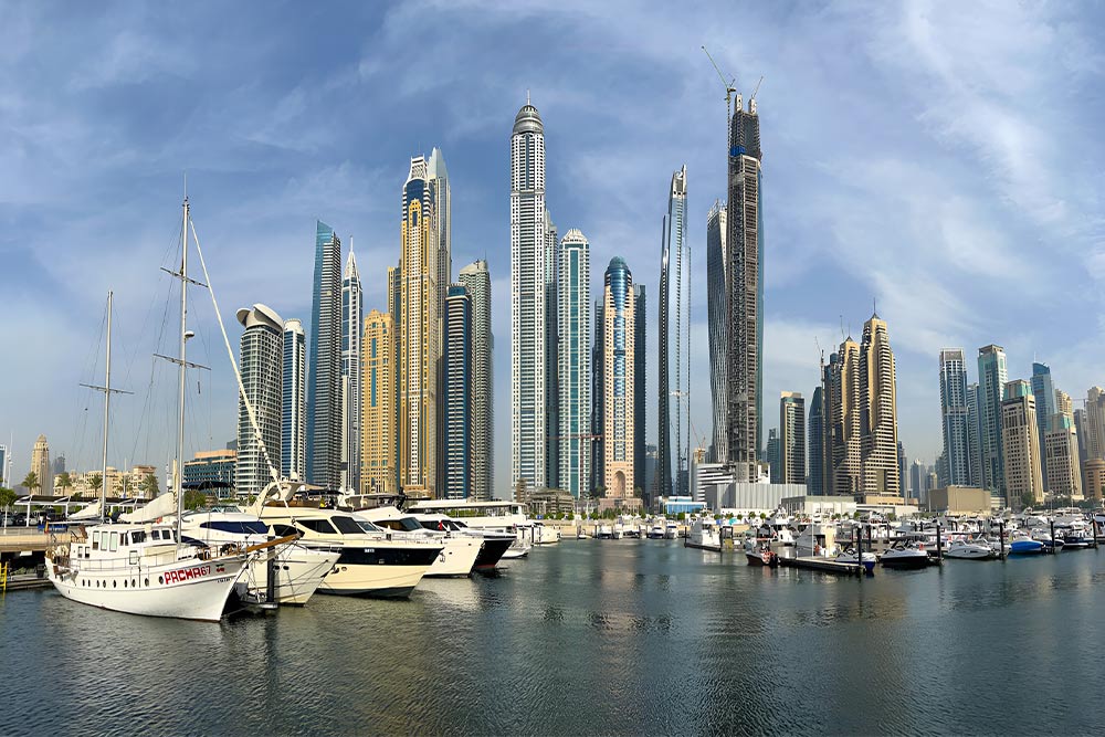 Stunning waterfront view of Dubai Harbour 