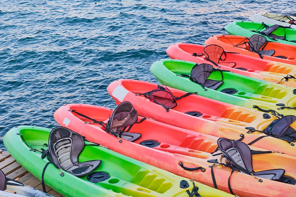A family enjoying a kayak ride at Aqua Park Marsana 