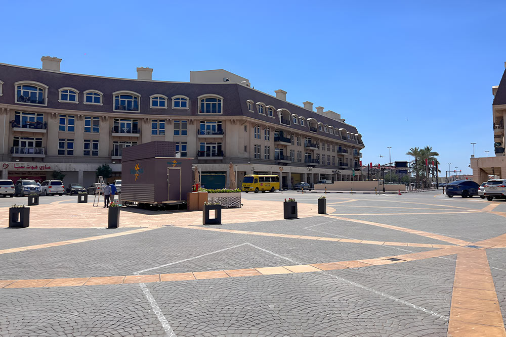 Mirdif is one of the popular areas to rent apartments near Dubai Airport