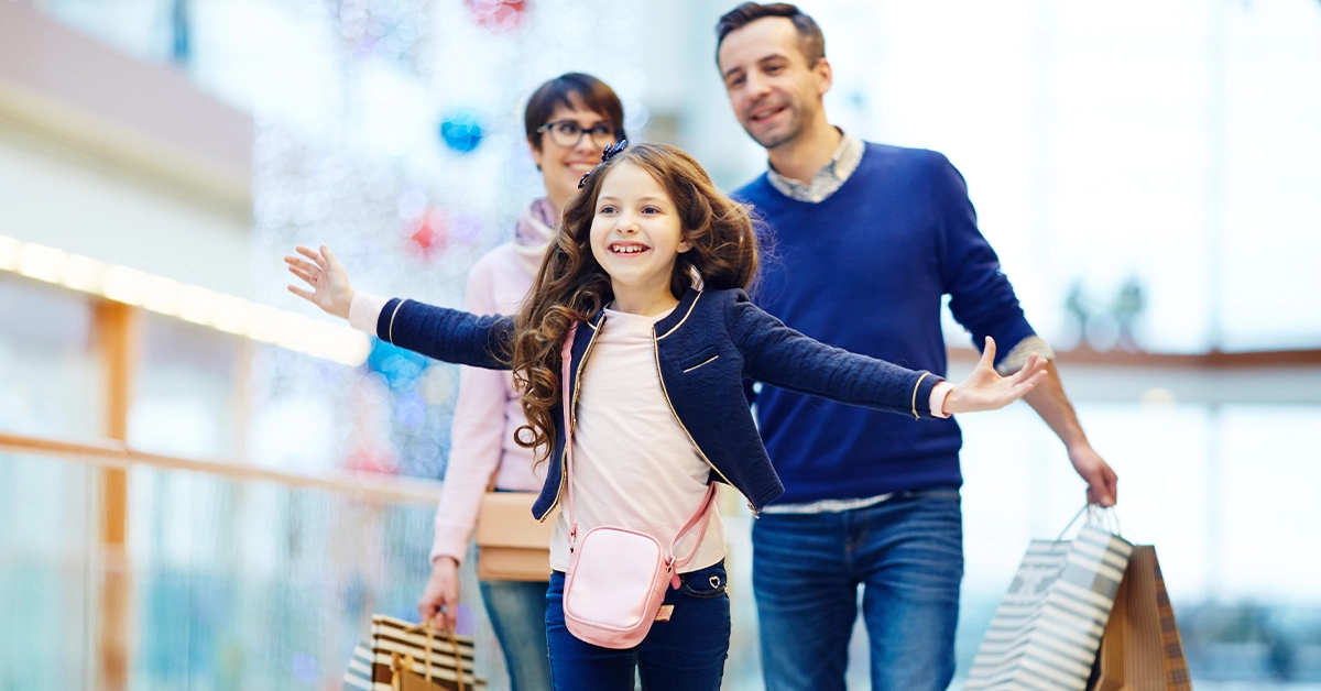 shopping in Al Dhafra Mall