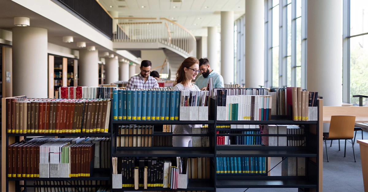  مكتبة أم سقيم العامة 