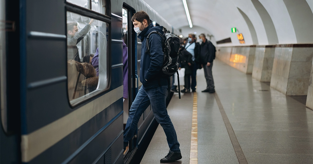 Passengers at Max Metro Station 