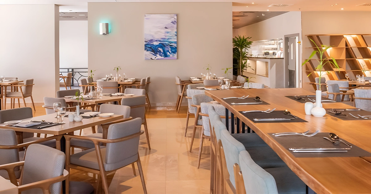 restaurant at Mercure Hotel Barsha Heights