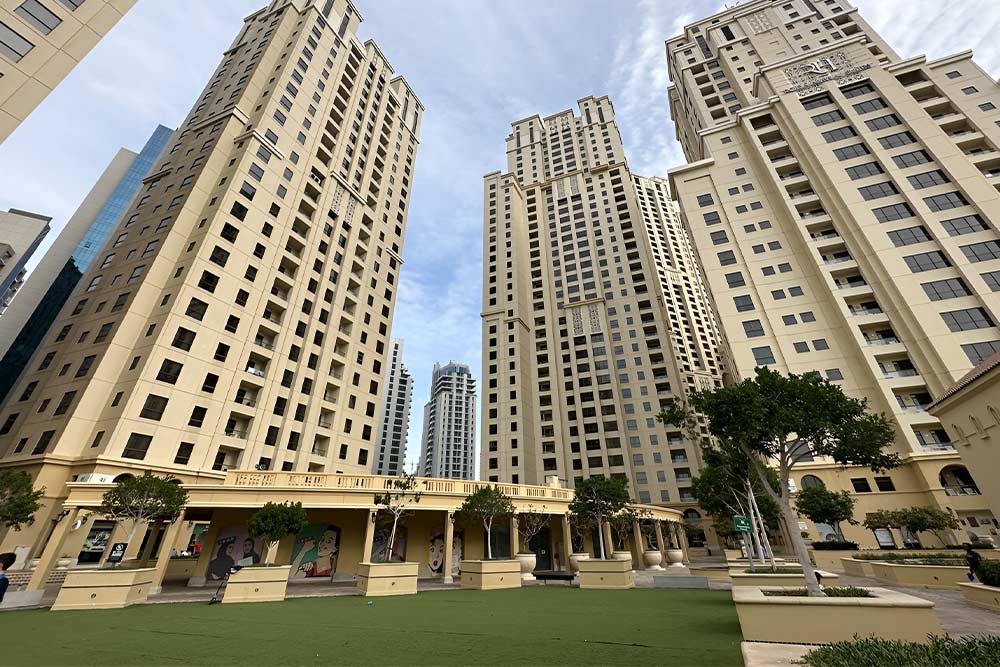 Properties in JBR