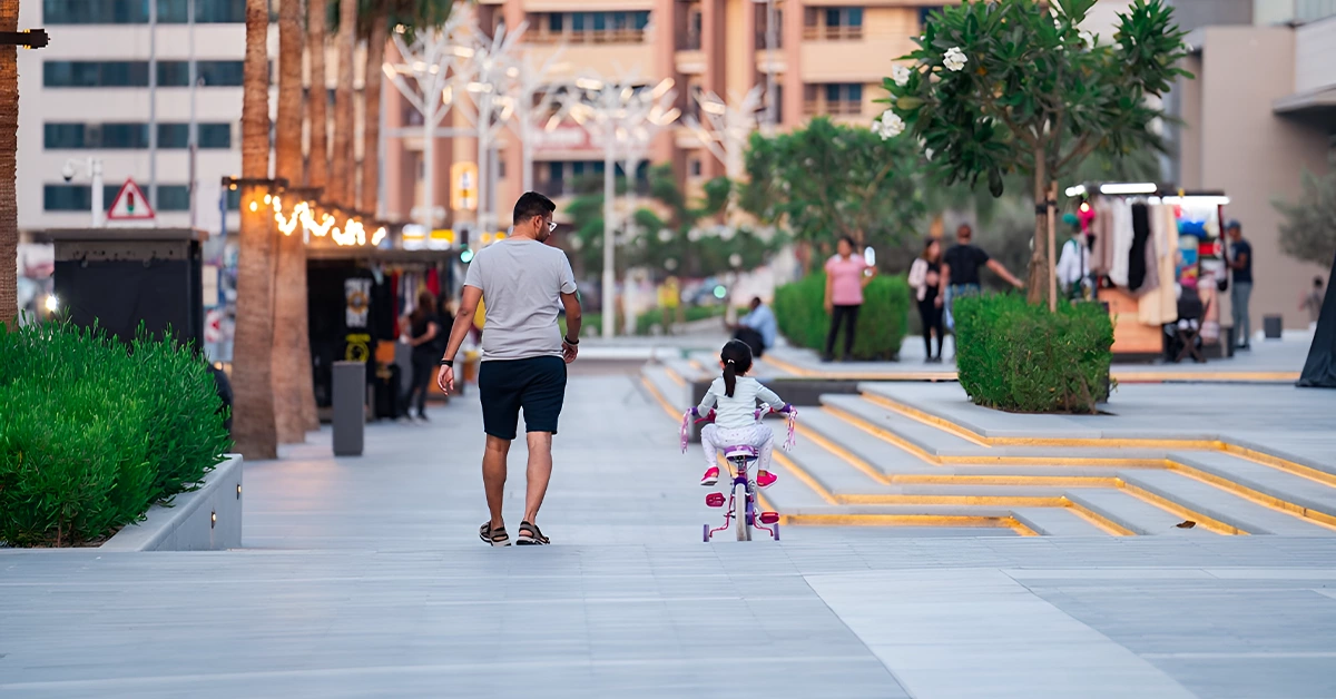 Outdoor view of B1 Mall