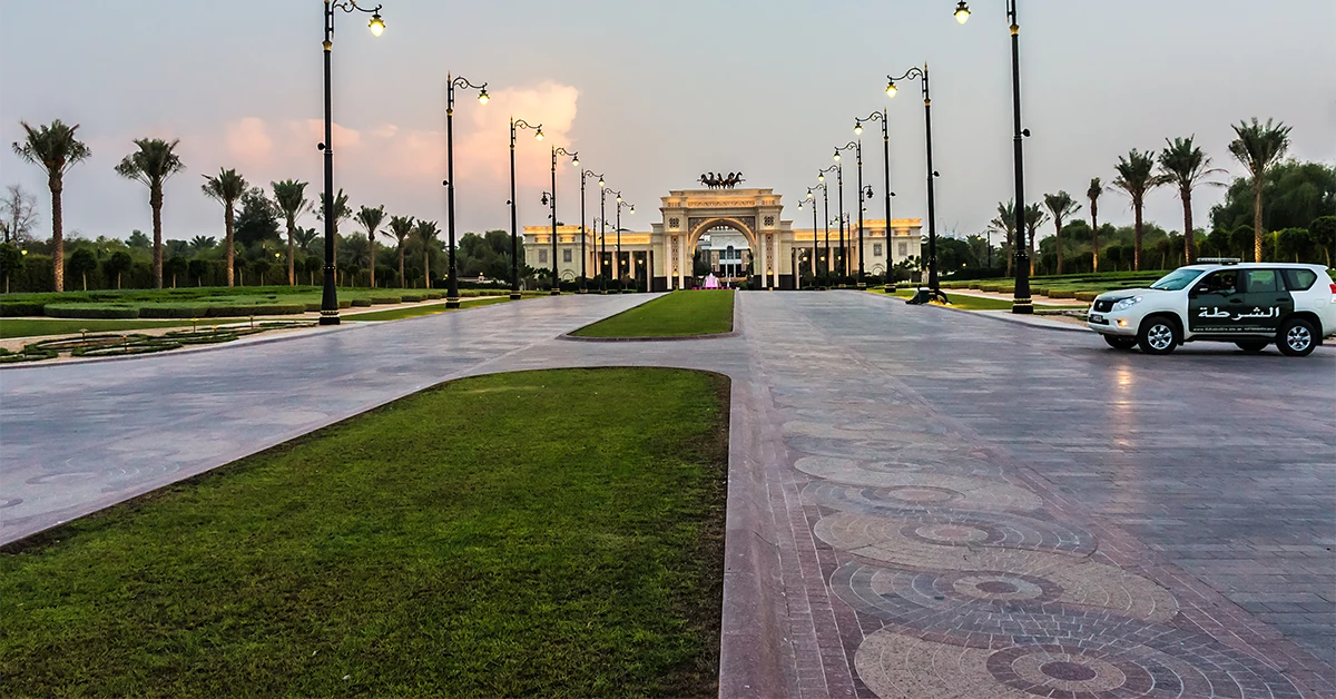 بوابة قصر زعبيل