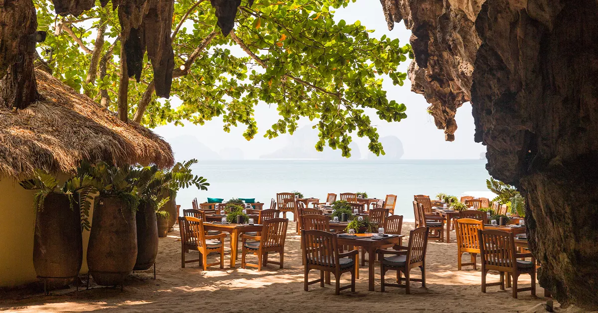 umm suqeim beach restaurants​ 