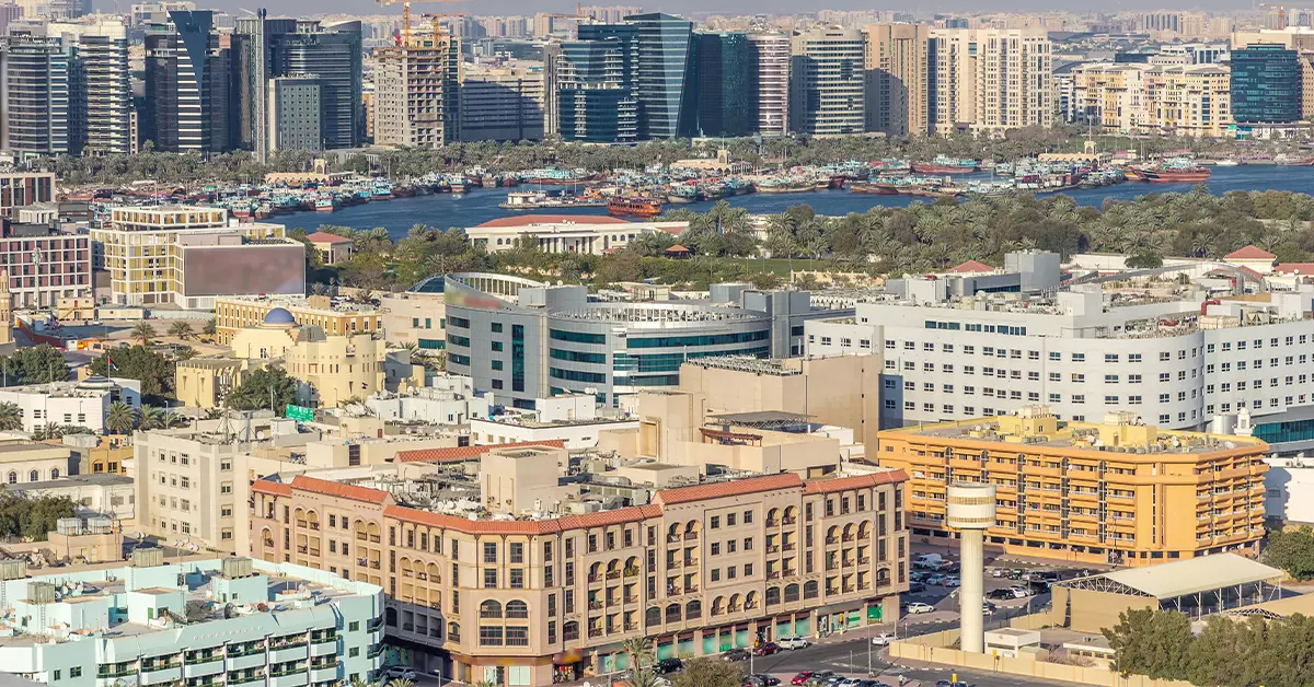 Different property sizes in Al Muraqqabat 