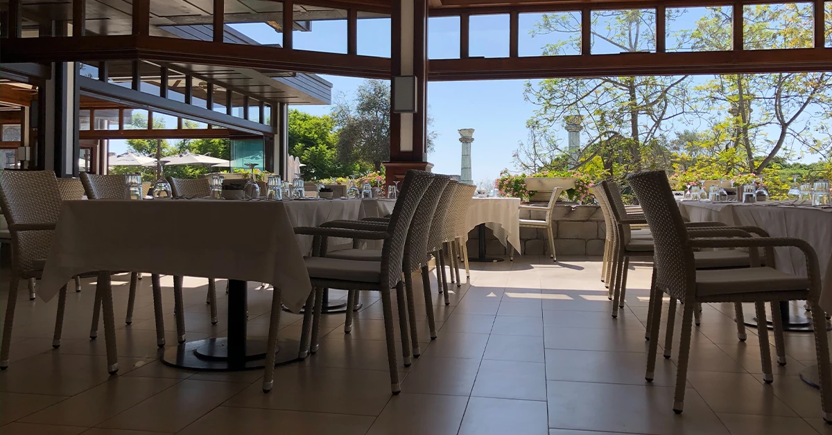 Open-air Restaurant 