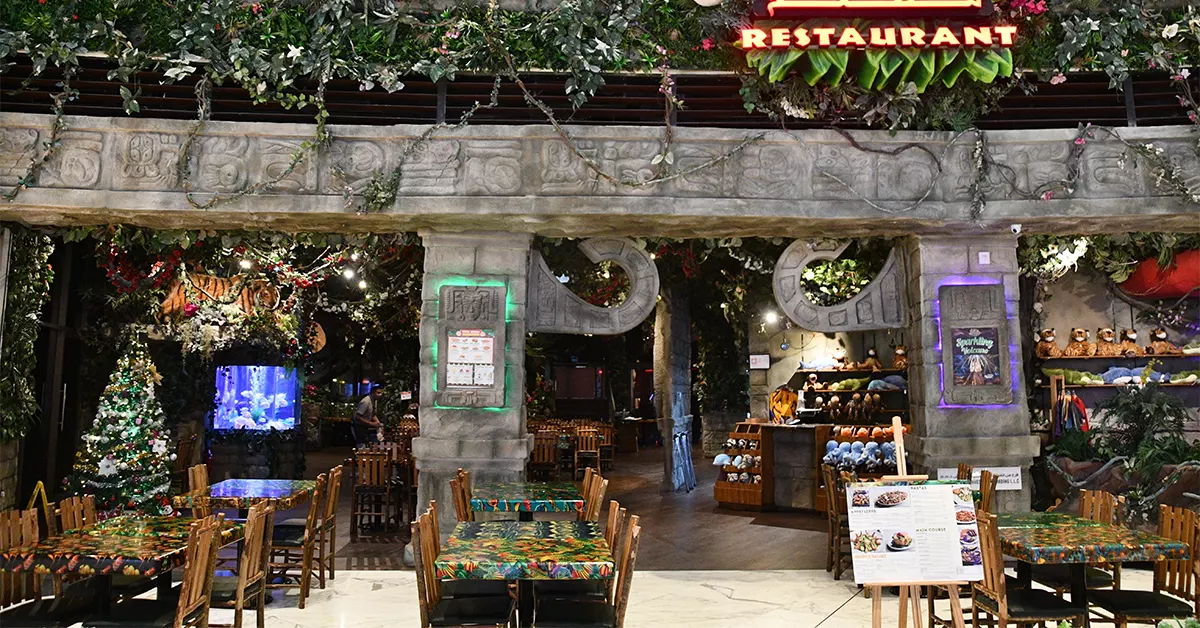 Rainforest Cafe in yas mall