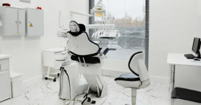 Dental Clinics in Discovery Gardens