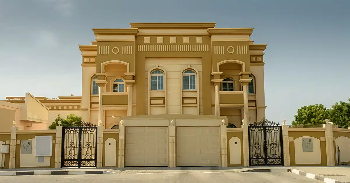 Living in Al Falaj