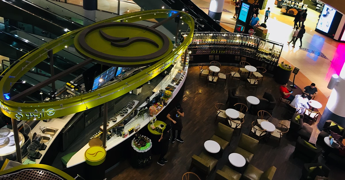 al wahda mall restaurants 