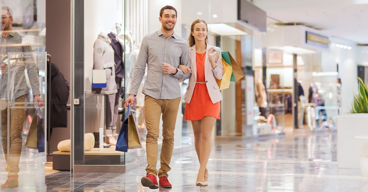 Shopping in Remal Mall