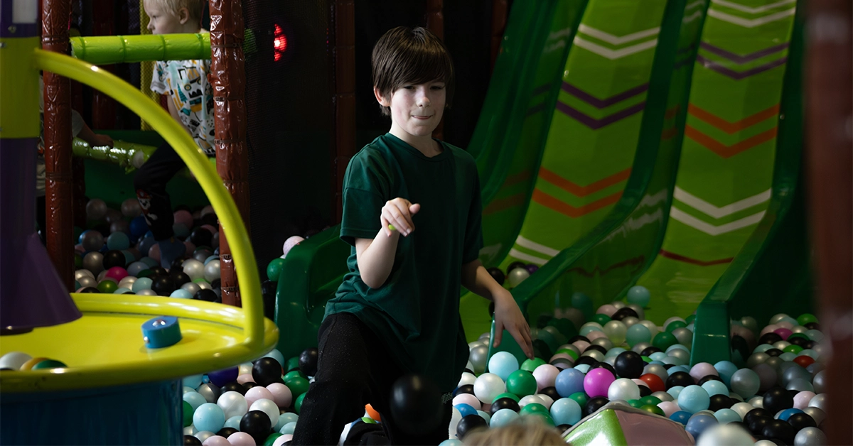 Children playing in Kids Jungle at Cedre shopping centre