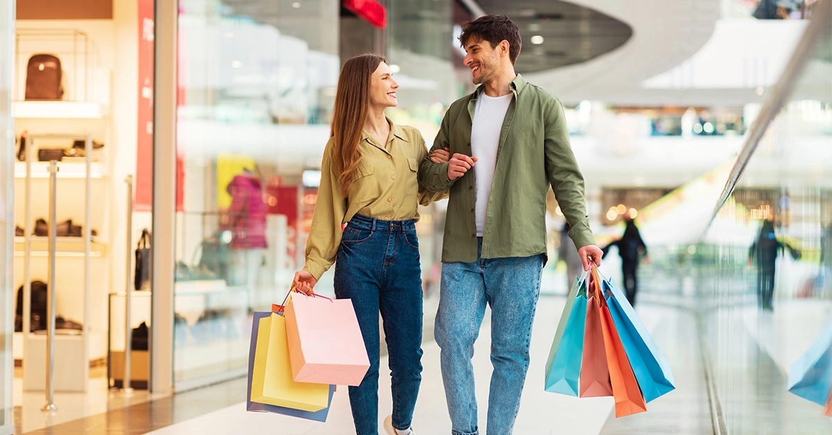  A couple enjoying great discounts during Dubai Summer Surprises festival 