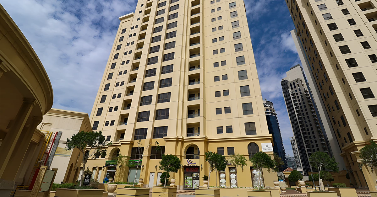 Amwaj building in Jumeirah Beach Residence 
